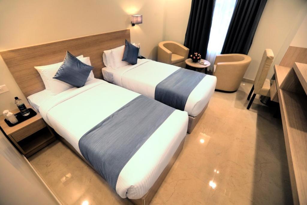 Pp Residency Hotell Covelong Eksteriør bilde