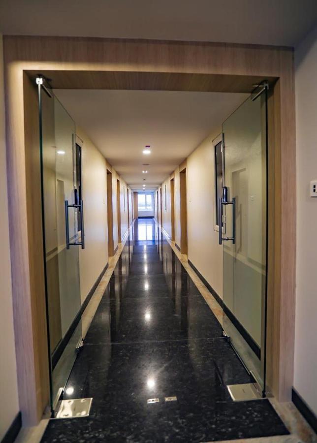Pp Residency Hotell Covelong Eksteriør bilde