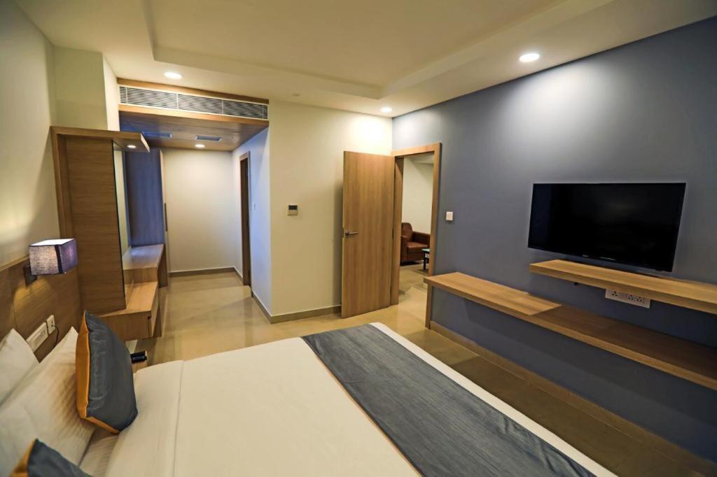Pp Residency Hotell Covelong Eksteriør bilde